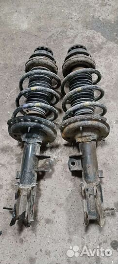 Стойка амортизатор переднийLR hyundai solaris1