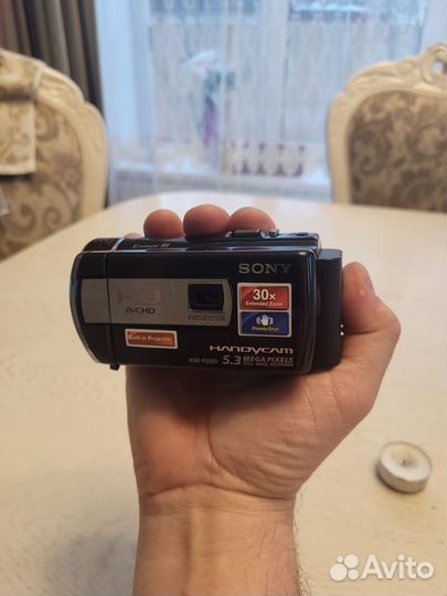 Видеокамера sony HDR-PJ200E