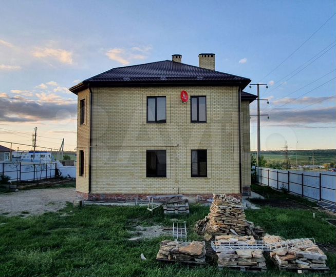 Дом 200 м² на участке 11 сот.