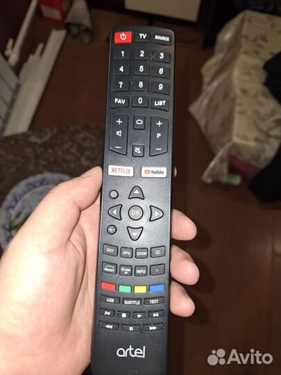 Телевизор SMART tv бу Artel 139 см