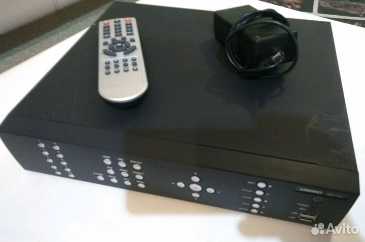 Видеорегистратор Unimo UDR-7116