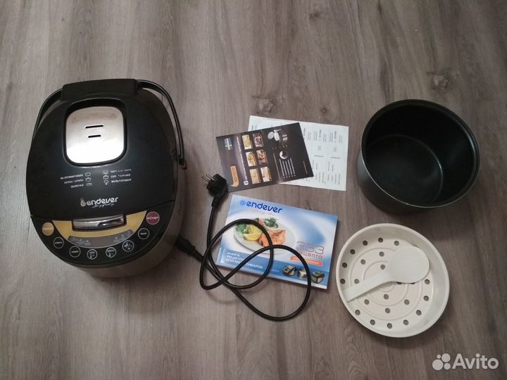 Мультиварка endever MC-33