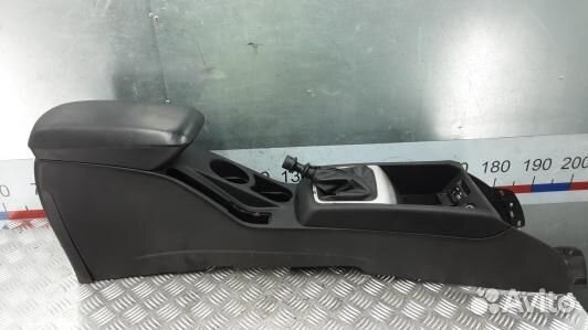 Подлокотник центральный KIA CEE'D 1 (1KK13IX01)