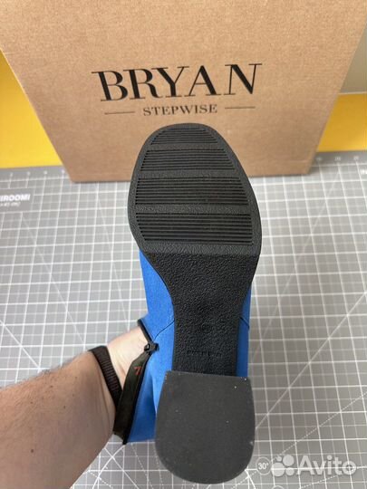 Дизайнерские ботильоны Bryan