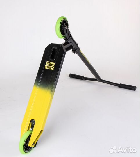 Трюковые самокаты Tech Team Duker 202. новые
