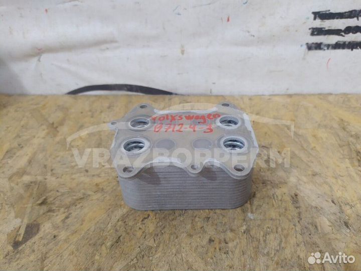 Радиатор масляный Volkswagen Amarok