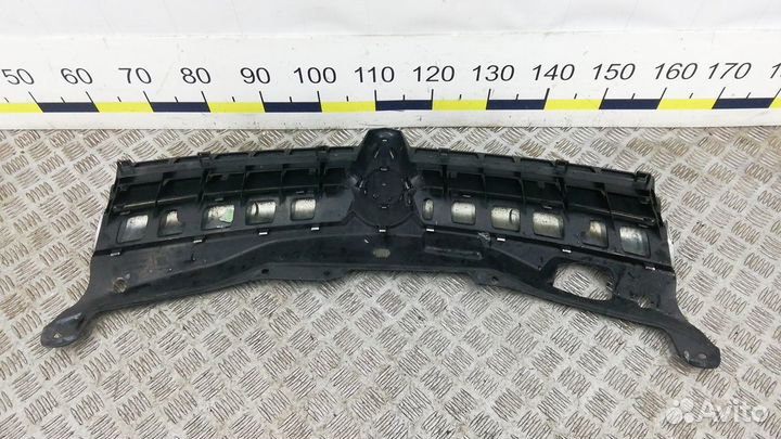 Решетка радиатора на Opel Astra H