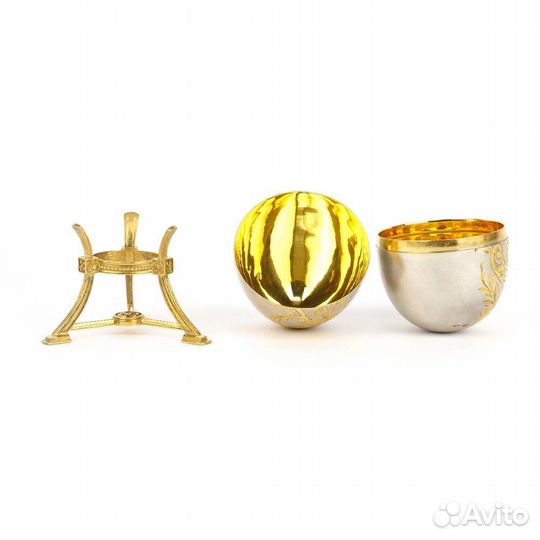 Старинное серебряное яйцо 84 пробы с золочением