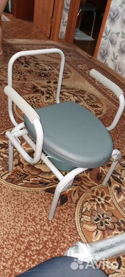 Стул туалет для пожилых и инвалидов