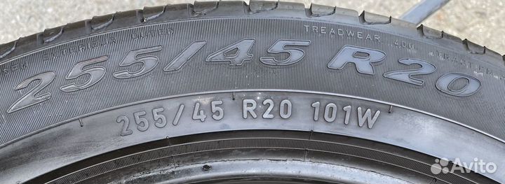 Pirelli Scorpion 255/45 R20