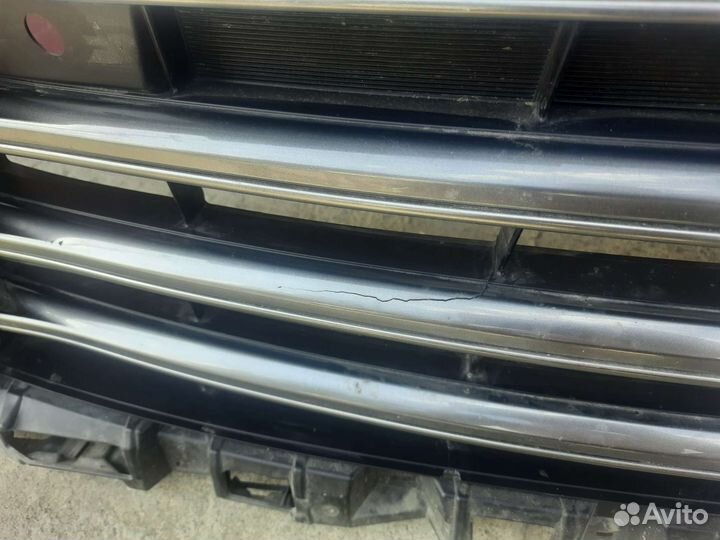 Решетка радиатора lexus LX570