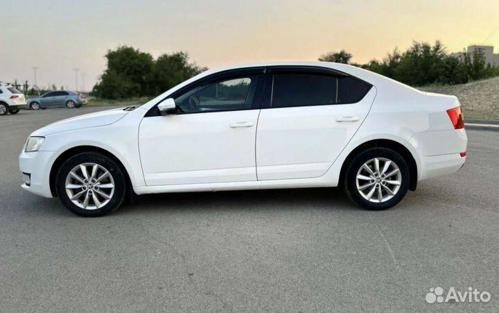 Skoda Octavia 1.6 AT, 2015, 200 000 км