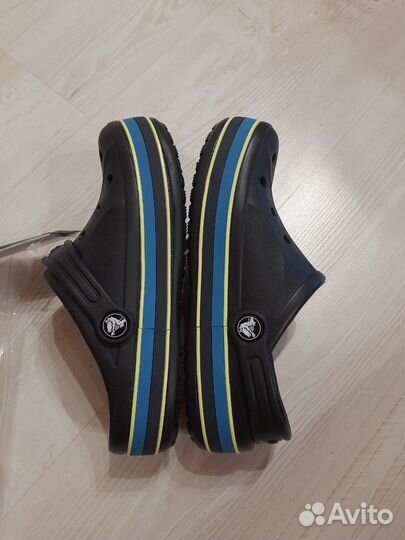 Новые сабо Crocs J2