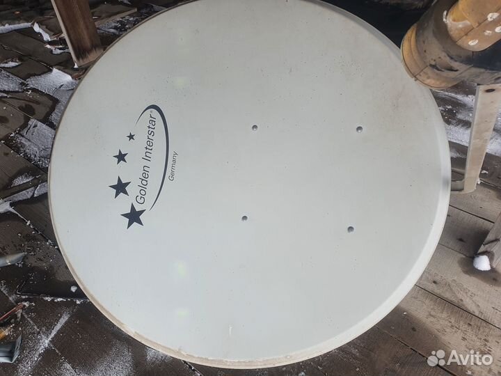 Спутниковая тарелка