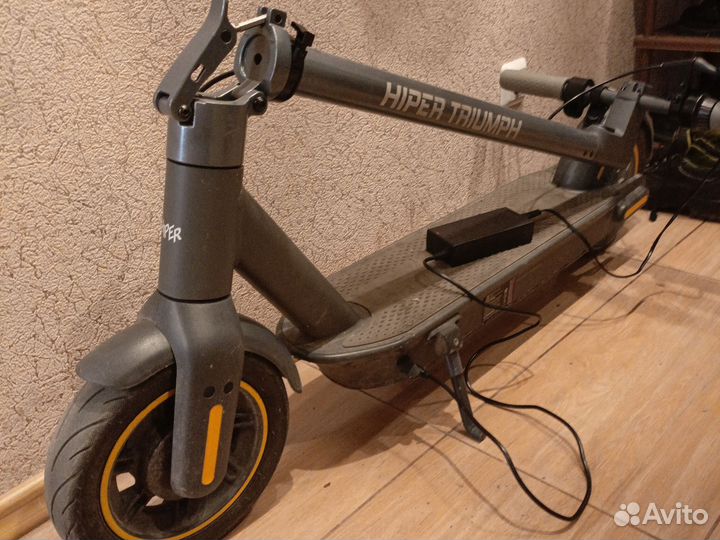 Электросамокат hiper triumph m100