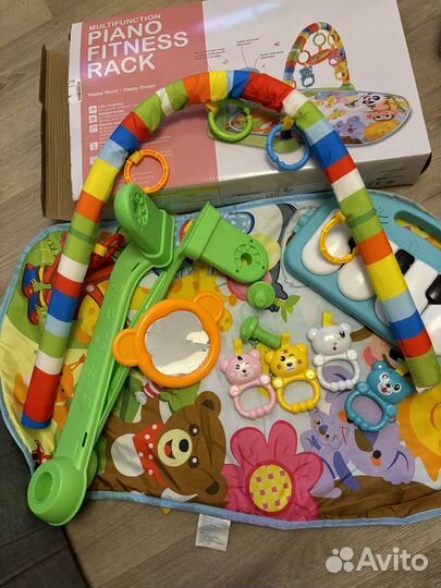 Развивающий коврик с пианино