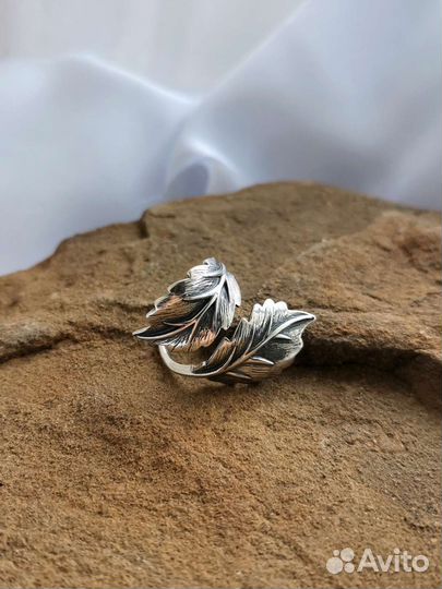 Серебряное кольцо 