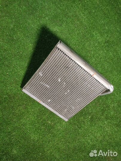 Радиатор, Испаритель кондиционера Hyundai Solaris