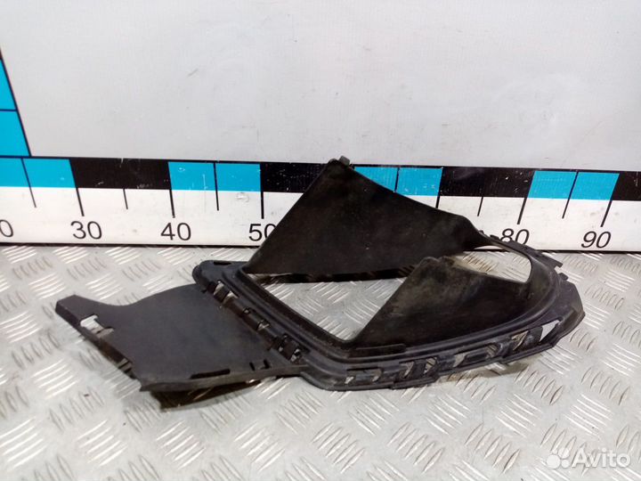 Б/У Воздуховод переднего бампера правый AMG#001