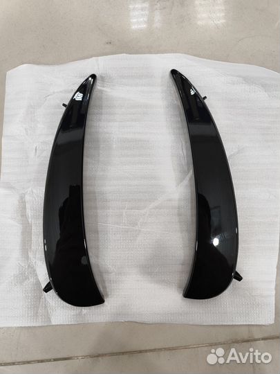 Элероны Переднего бампера mercedes w213 Рест