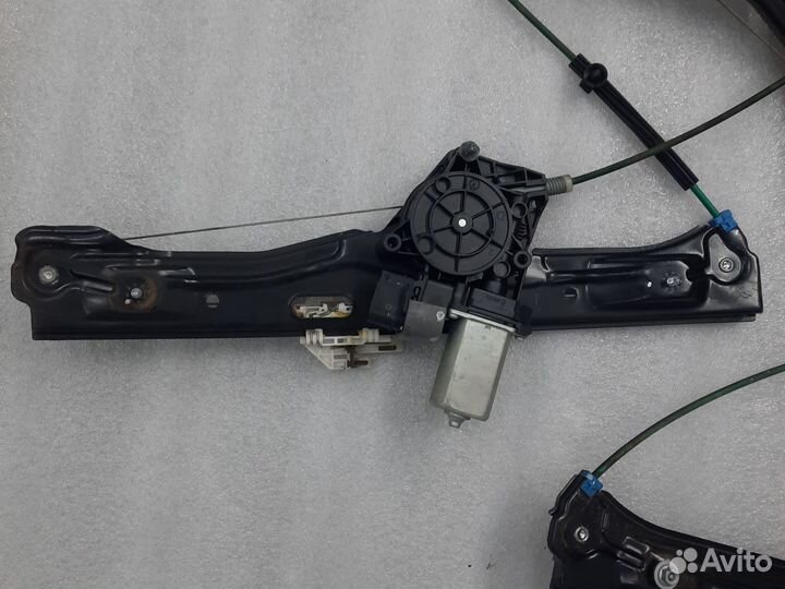 Стеклоподъёмник bmw f20