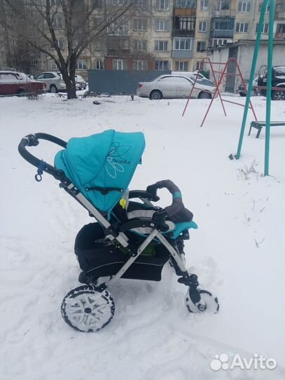 Прогулочная коляска