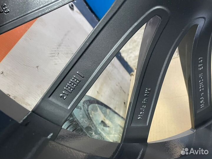 Оригинал задний диск Mercedes GLS V167 R22 1шт