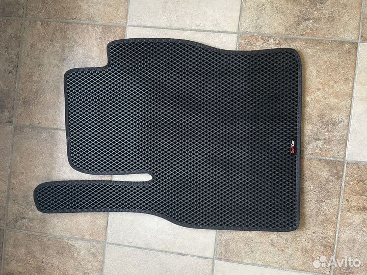 Коврики автомобильные на Tiguan