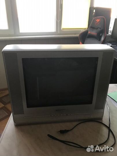 Телевизор б/у рабочий