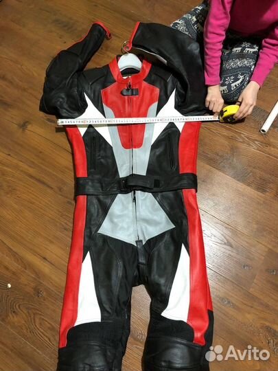 Мотокомбинезон. Размер М (183 рост)