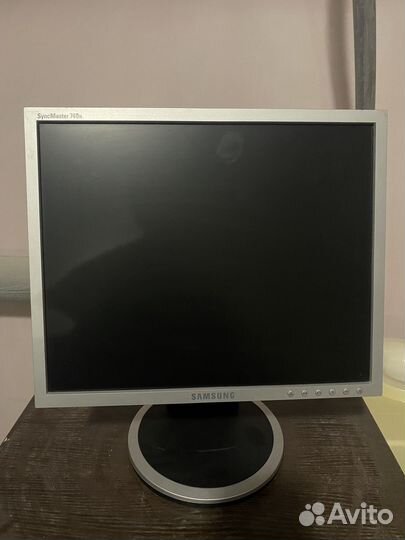 Монитор Samsung 17