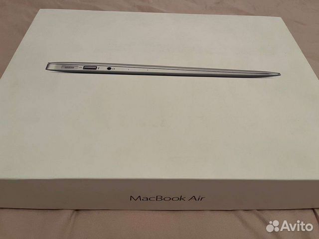 Macbook air 13 2009 оригинал с зу без системы