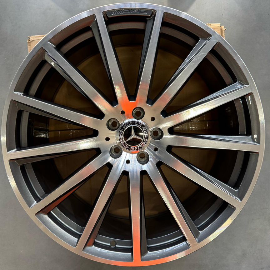 Литые диски Mercedes-Benz 10×R22 5×112