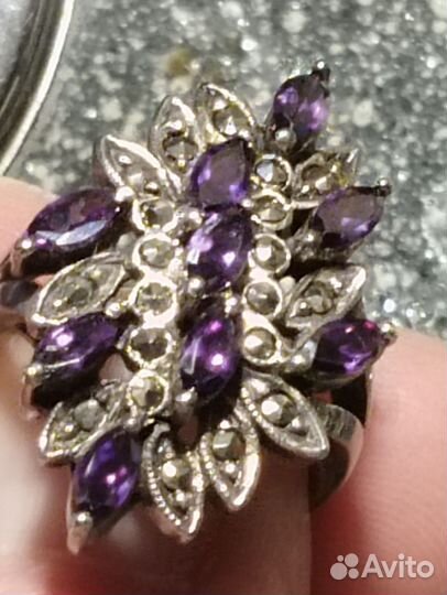Серебряное кольцо женское