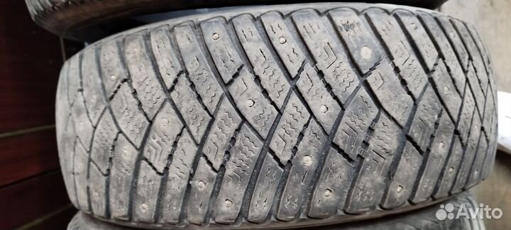 Goodyear UltraGrip 185/60 R15