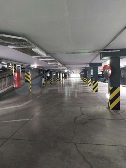 Машиноместо, 15 м²