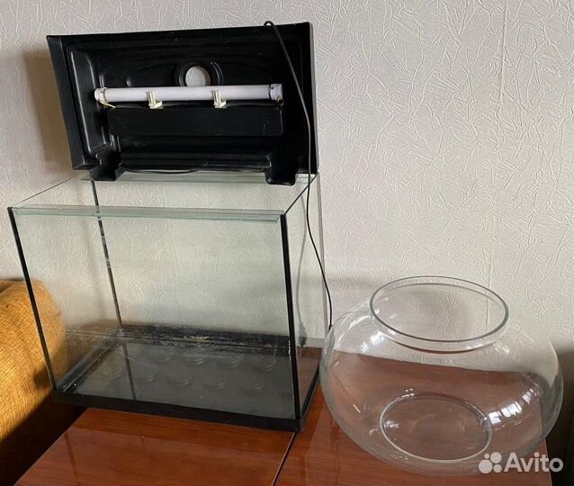 Емкость на 50 литров с аксессуарами для рыбок