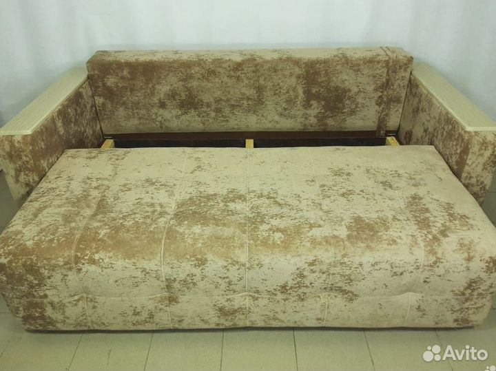 Диван еврокнижка