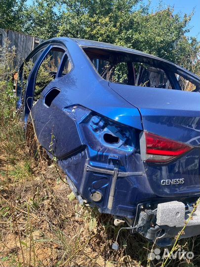 Задняя часть кузова хендай дженезис 2 крышка