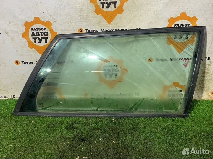 Задние глухие стекла Volkswagen Passat B3