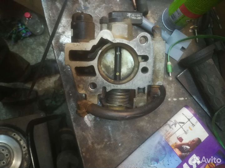 Дросельная заслонка ваз 2110