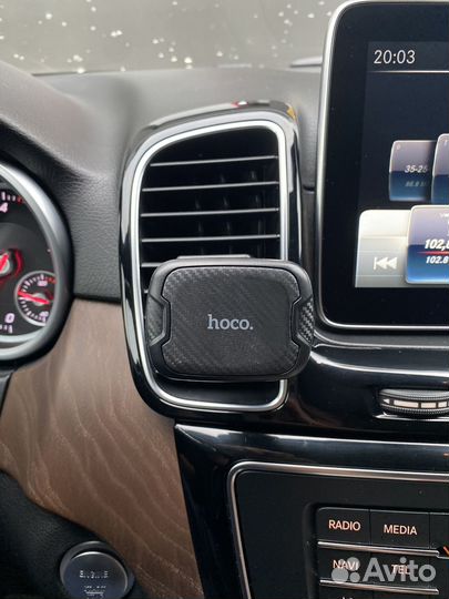 Держатель для телефона в автомобили