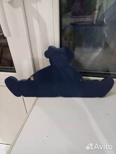 Вешалка настенная деревянная