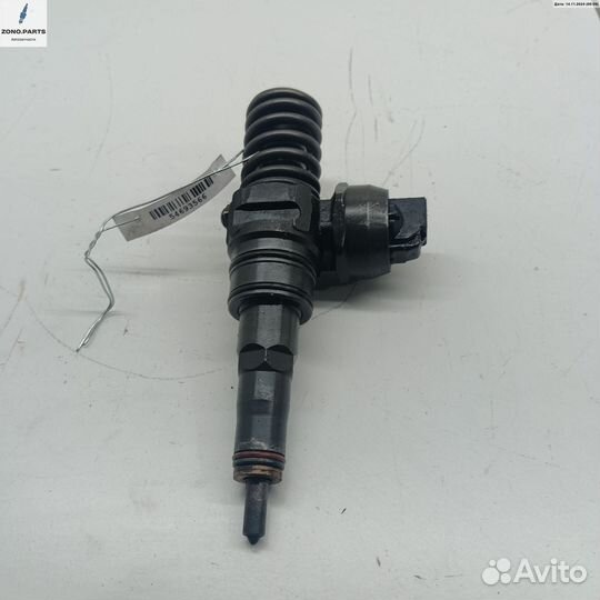 Форсунка топливная 038130073AR на Volkswagen Sharan (2000-2010)
