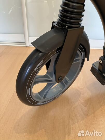 Самокат Roces (230/200 mm)