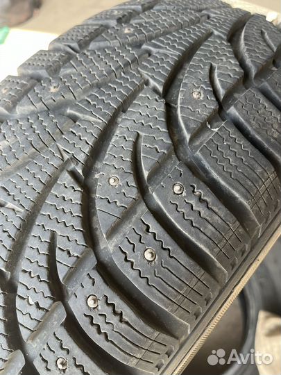 RoadX RX Frost WH12 245/70 R16