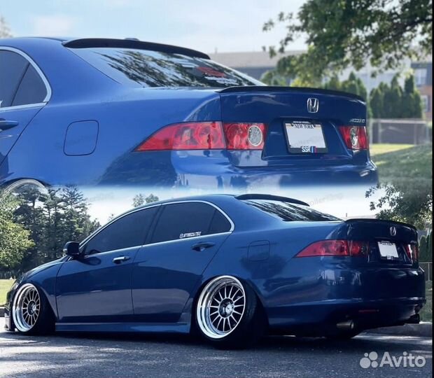 Спойлер на заднее стекло Honda Accord 7