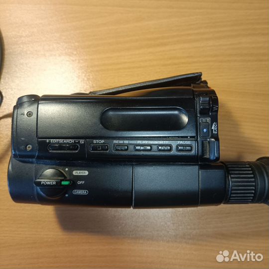 Sony CCD-TR490E японская видеокамера