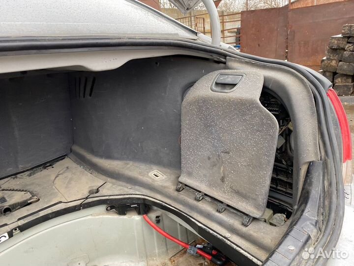 Обшивки багажника BMW E65 7 series