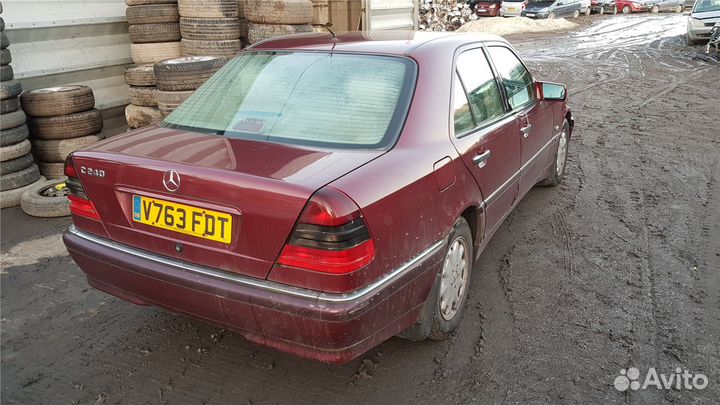 Разбор на запчасти Mercedes C W202